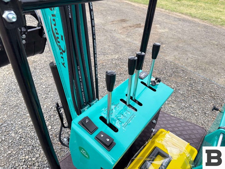 2026-cfg-industry-mh12rx-image-19