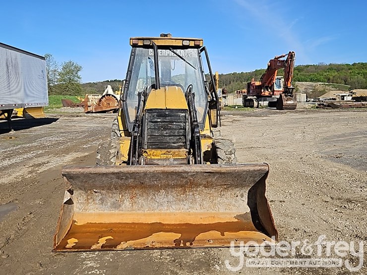 caterpillar-426c-image-9