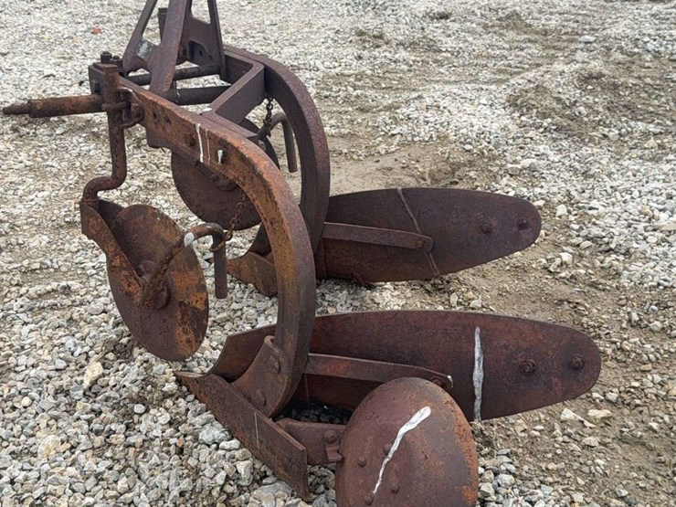 dearborn-10-1-image-6