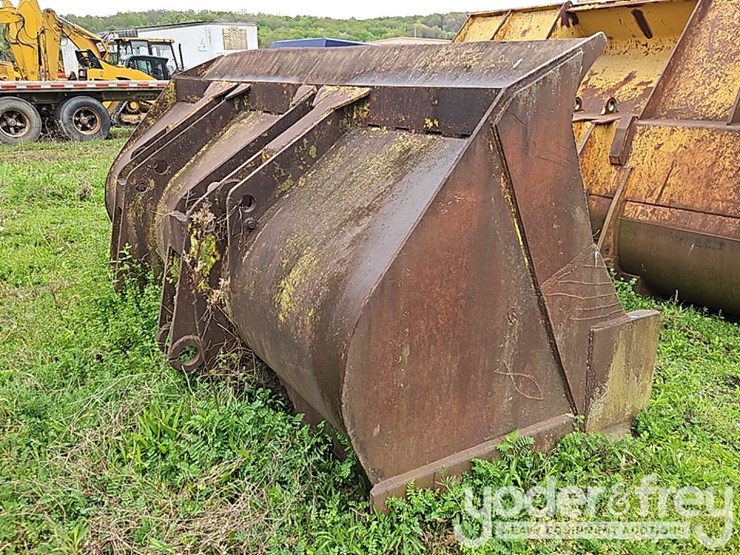 142"-bucket-to-suit-wheeled-loader-image-3