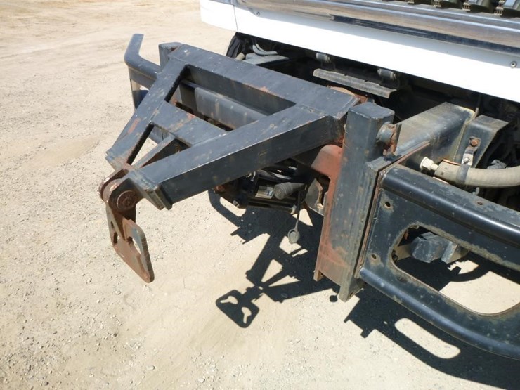 2009-international-7600-image-18