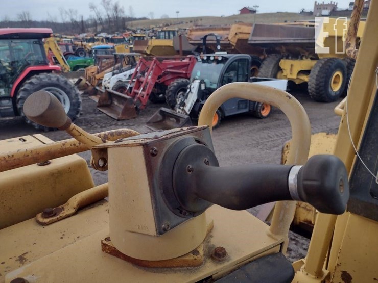 caterpillar-d6h-xl-image-10