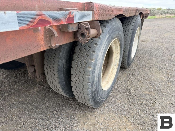 1976-fruehauf-flatbed-image-18