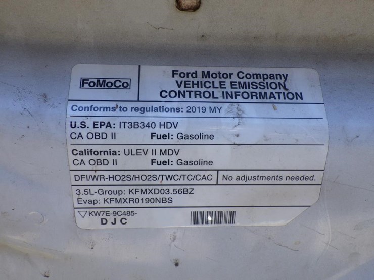 2017-ford-transit-image-12