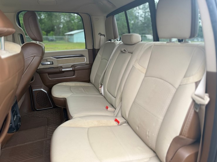 2019-dodge-ram-2500-image-22