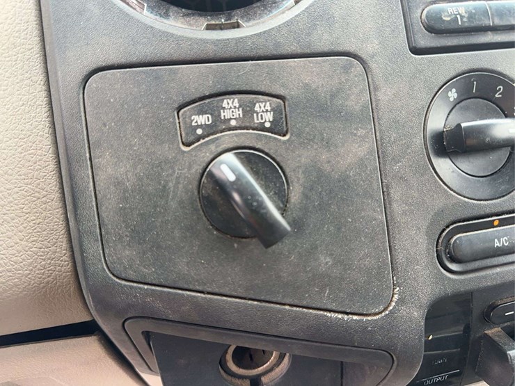 2009-ford-f250-xlt-image-29