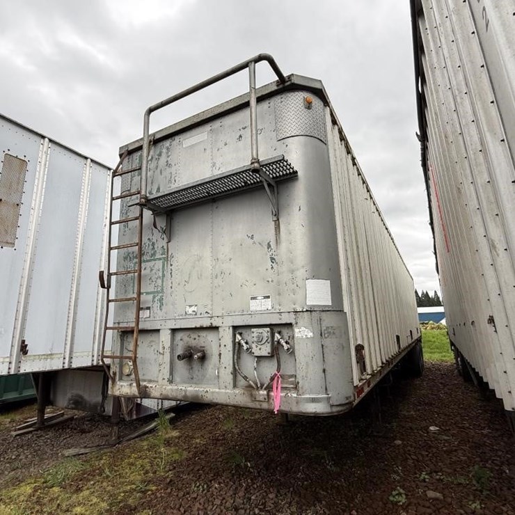 FRUEHAUF Trailer