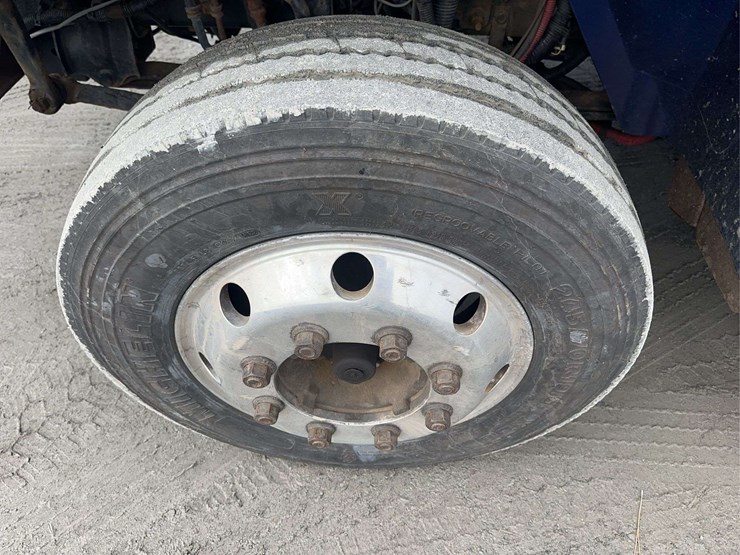 2016-international-4300-image-9