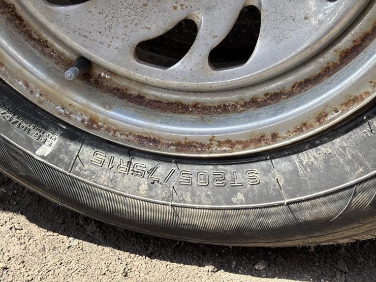 2001-unknown-trailer-image-47