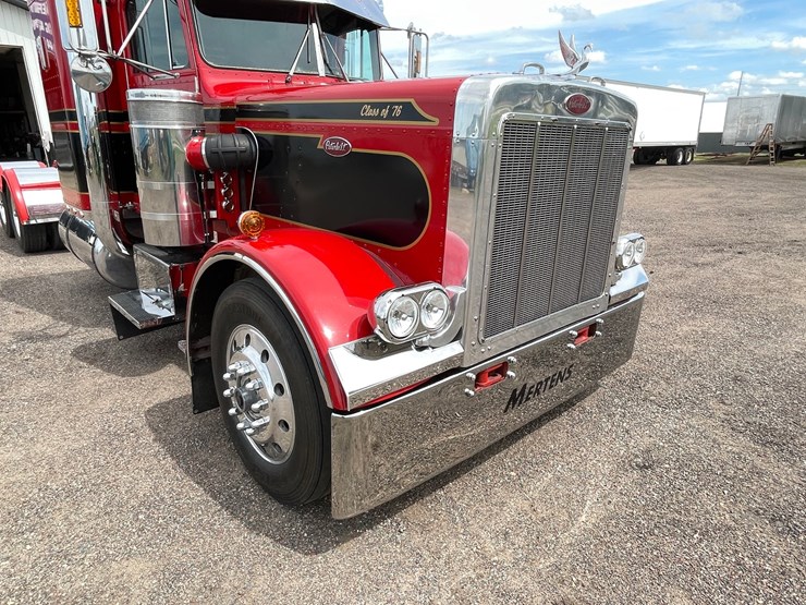 1976-peterbilt-359-image-81