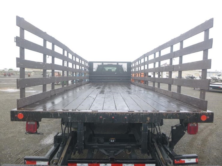 2015-ford-f650-image-10