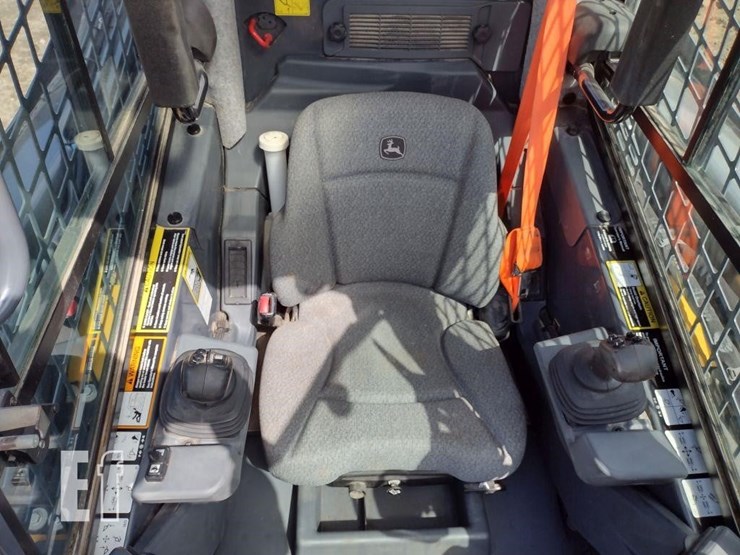 2023-deere-325g-image-9