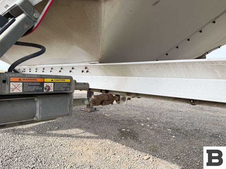 2017-timpte-hopper-bottom-image-21