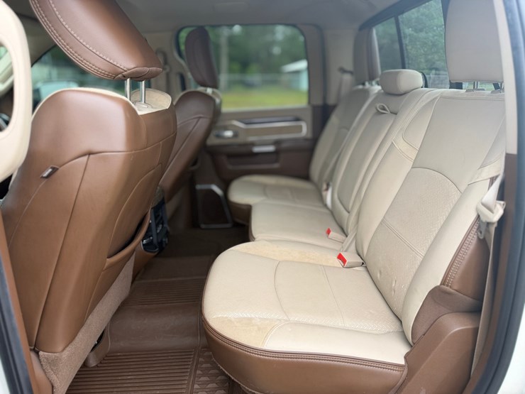 2019-dodge-ram-2500-image-21