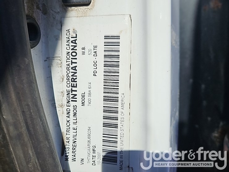 2008-international-7400-image-46