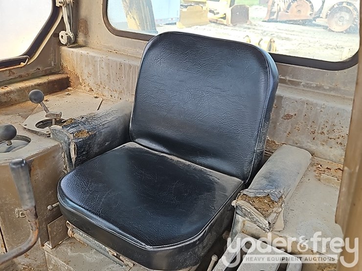 1981-caterpillar-d9h-image-32