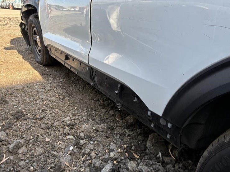 2020-ford-explorer-police-interceptor-image-5