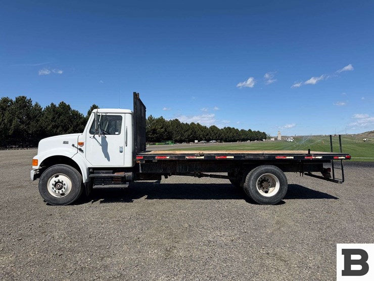 1997-international-4900-image-2