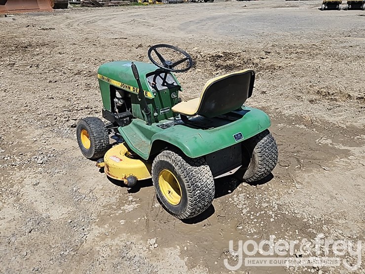 john-deere-111-image-3