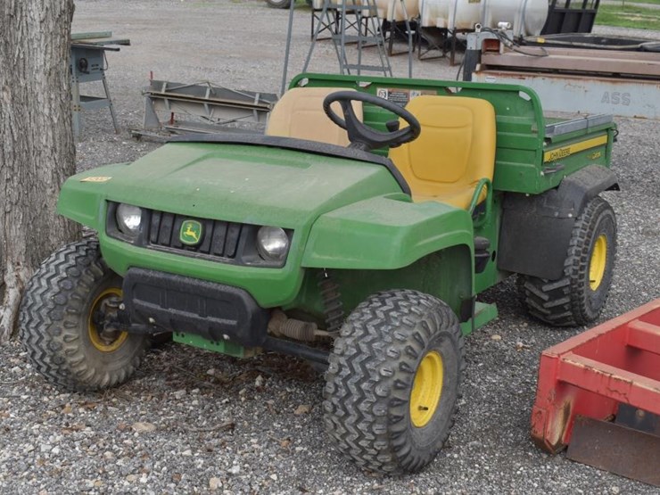 john-deere-gator-image-1