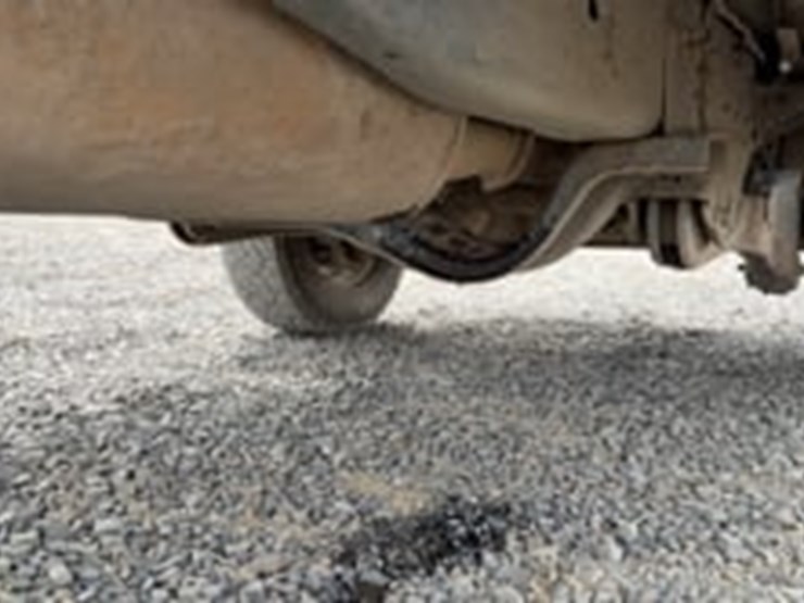 2011-ford-f350-image-24