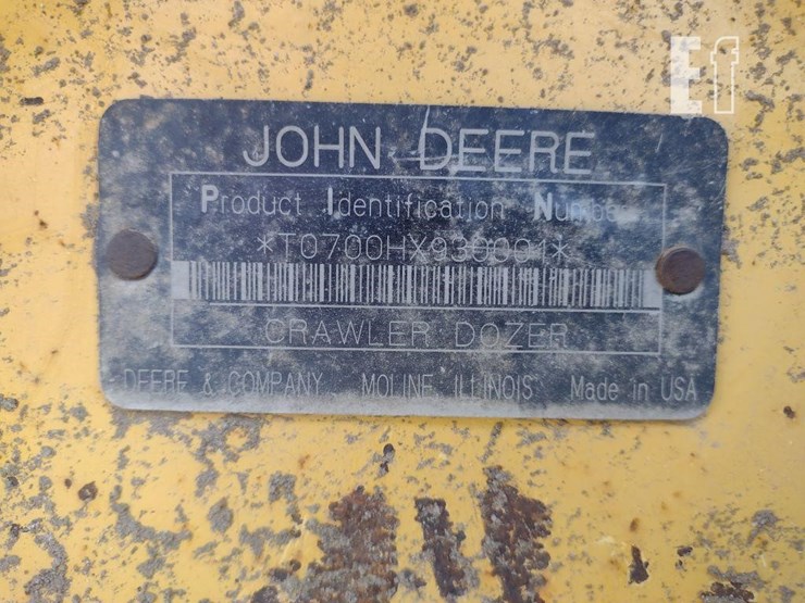 2004-deere-700h-image-5