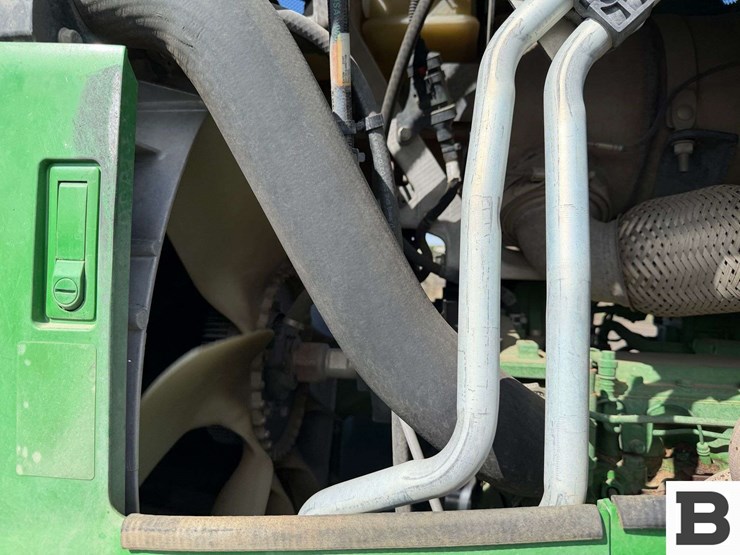 2021-john-deere-7r-210-image-60