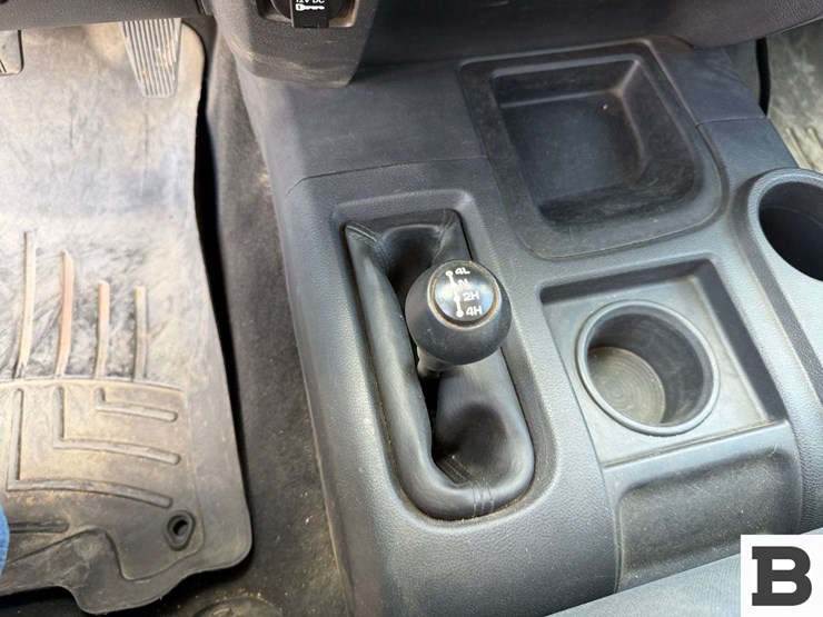 2012-dodge-3500-image-28