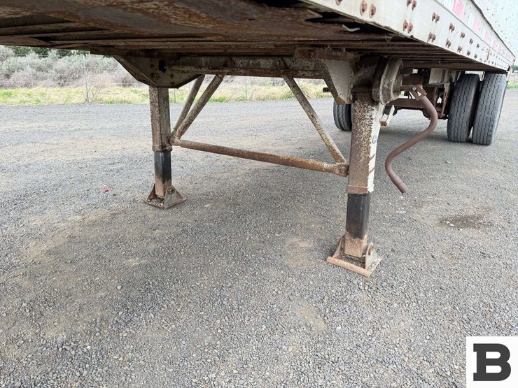 1984-fruehauf-open-top-image-10