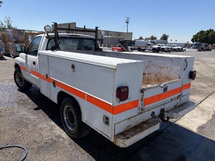 2001-dodge-ram-2500-image-4