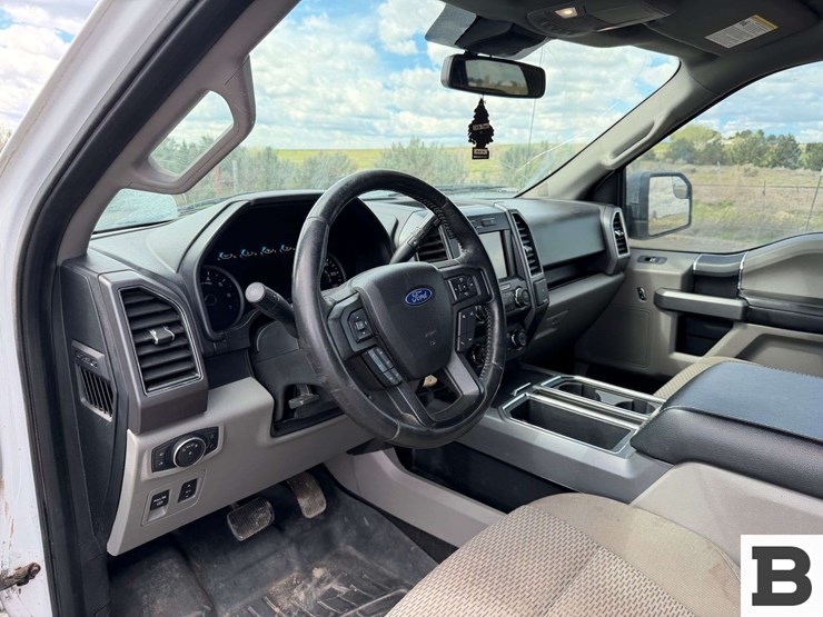 2019-ford-f150-image-27