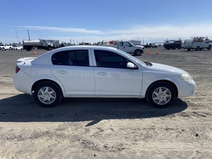 2006-chevrolet-cobalt-sedan-image-6