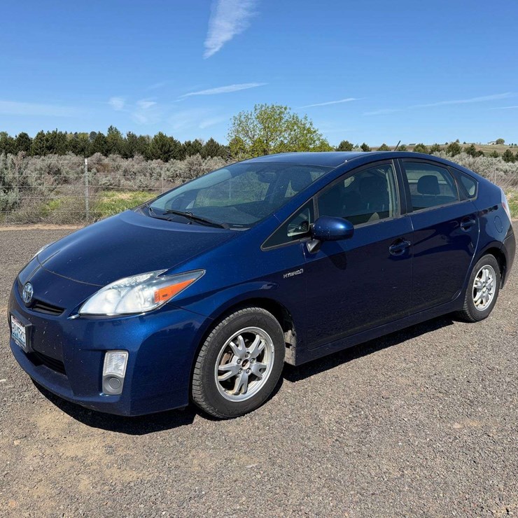 2011 Toyota Prius Hatchback