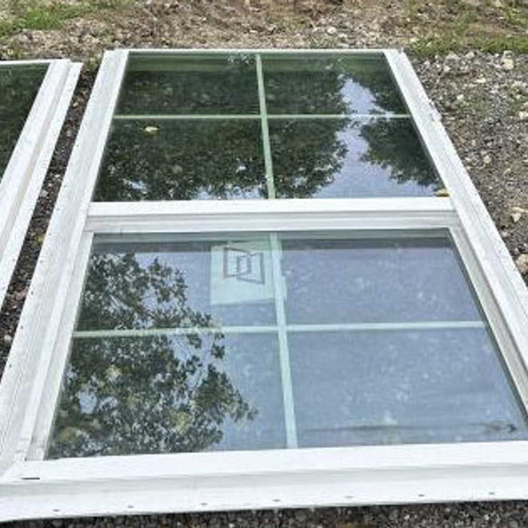 #25 • (1) 35 3/4 x 71 1/2 Window