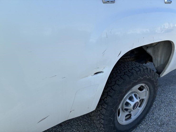 2012-gmc-sierra-2500-image-5