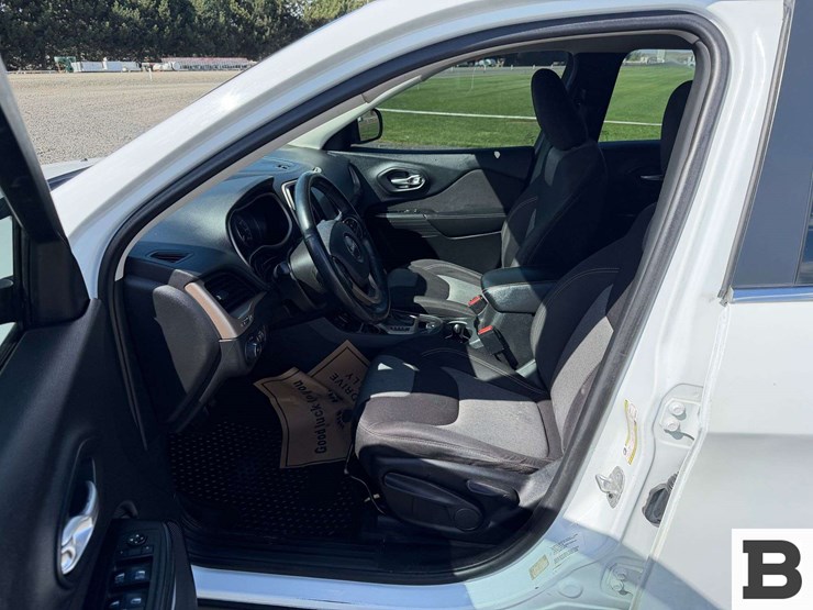 2014-jeep-cherokee-image-20