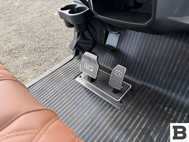 2025-sdlanch-sdlgc80-golf-cart-image-21