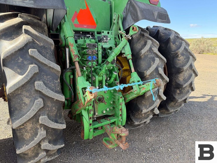 2021-john-deere-7r-210-image-27