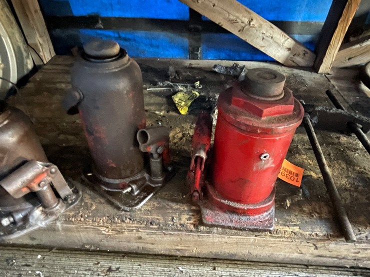 #10395-•-(4)-hydraulic-bottle-jacks-image-5