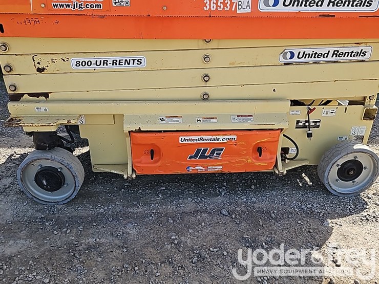 2016-jlg-3246e-image-9