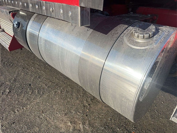 2022-kenworth-t800-image-19