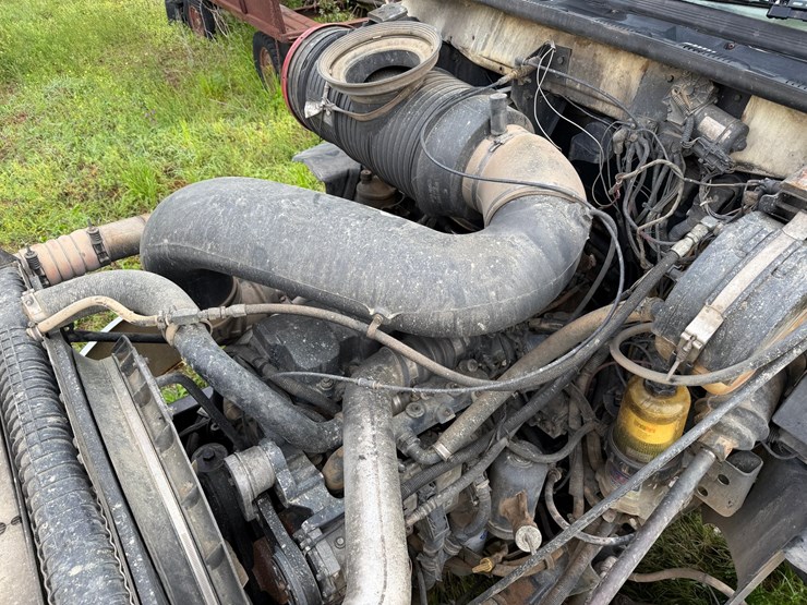 #502-•-#502-•-2005-mack-cxn613-truck---2005-mack-road-tractor-w/-sleeper-image-20