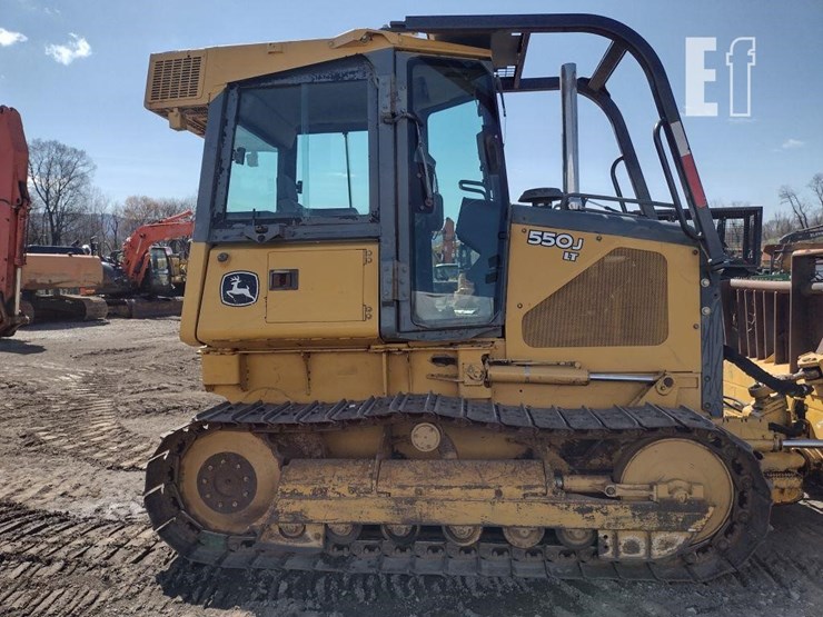 2006-deere-550j-lt-image-23