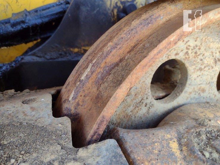 2016-komatsu-d37ex-23-image-31