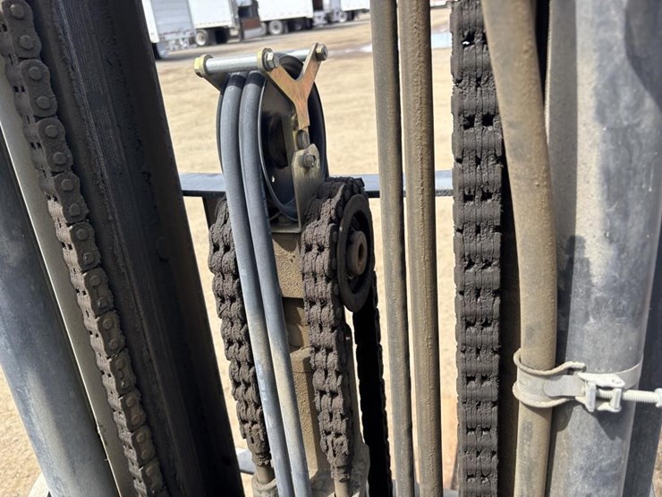 2020-caterpillar-2c6000-image-13