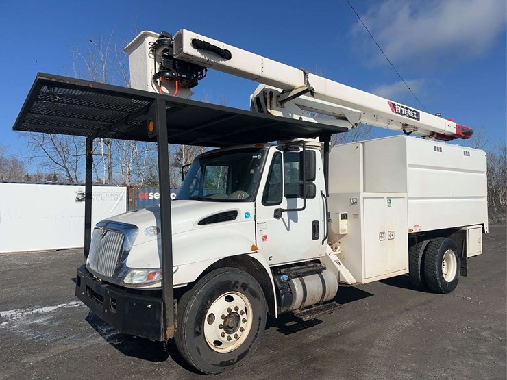 2019-international-4300-sba-image-1