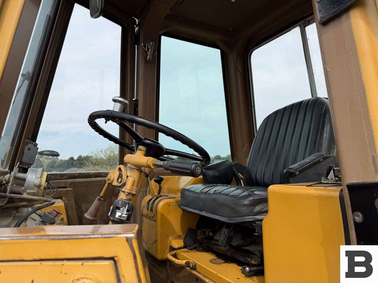 caterpillar-920-image-61