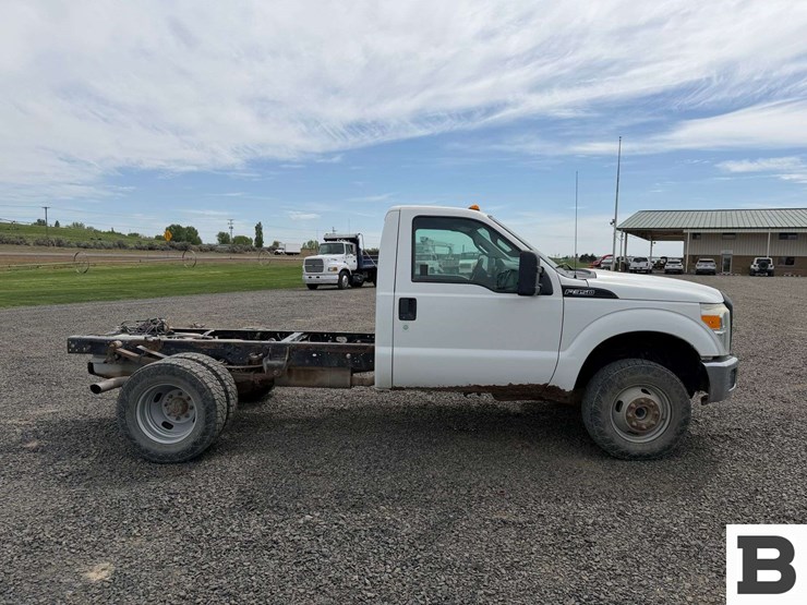 2011-ford-f350-image-6