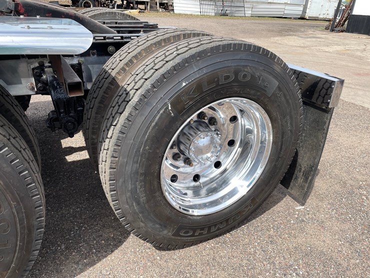 1970-peterbilt-358-image-42