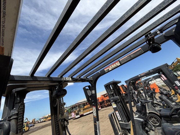 2020-caterpillar-2c6000-image-26